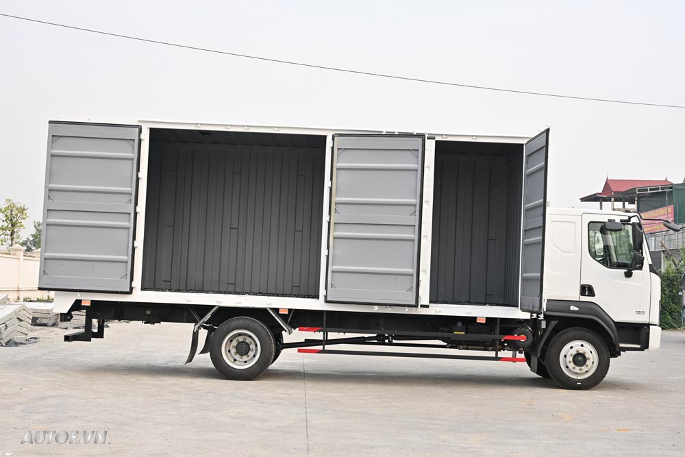 Xe tải ChengLong L3 160HP thùng kín chở pallet dài 7M & 8M